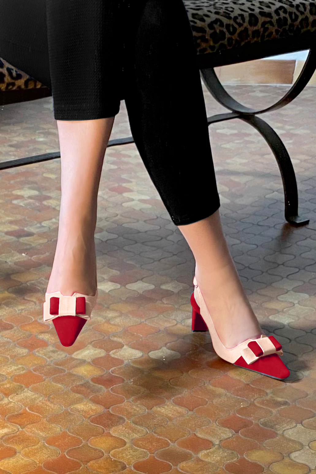 Cardinal red and powder pink women's open back shoes, with a knot. Tapered toe. Low kitten heels. Worn view - Florence KOOIJMAN